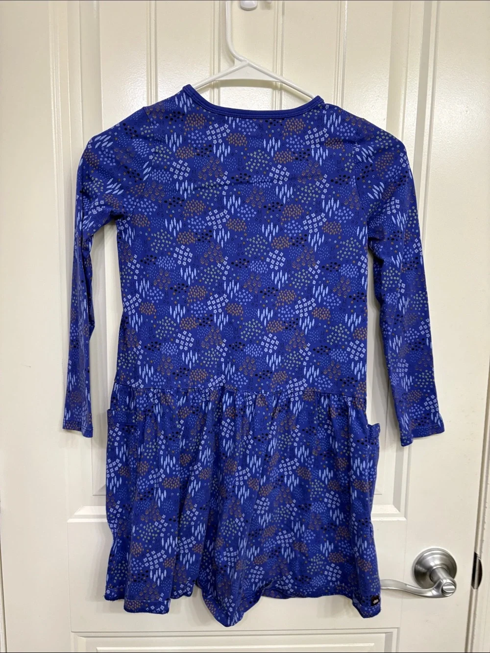 Tea dress size